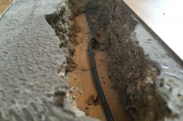 Damaged cable in screed underfloor heating